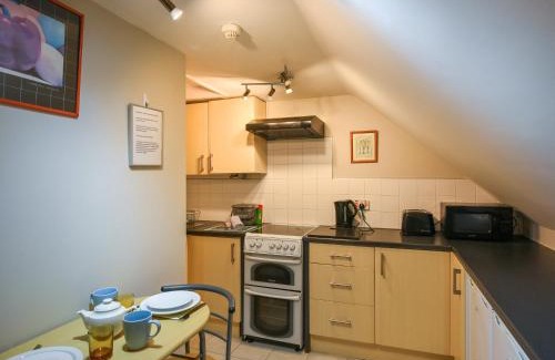 Llanteg House | The Garden Lodge Flat - Uk49415