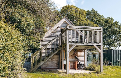 Eaton Mascott Cottage | THE GARDEN ROOM ,RYTON GRANGE - sleeps 2 guests in 1 bedroom
