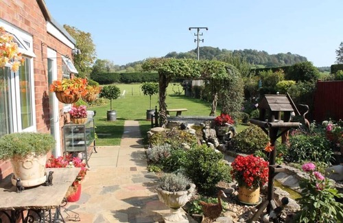 Waddesdon Apartment | The Garden Room Westcott