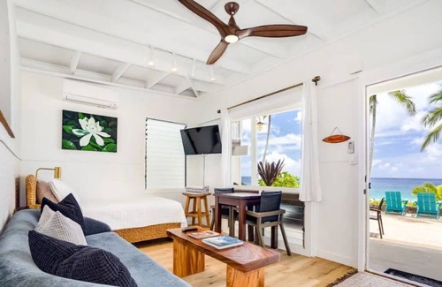 Pupukea House | The Gardenia at Ke Iki Beach Bungalows. Iconic Oceanfront stay.