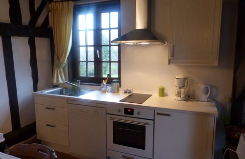 Bonneville-la-Louvet Cottage | The Garennes within the Domain Tostes