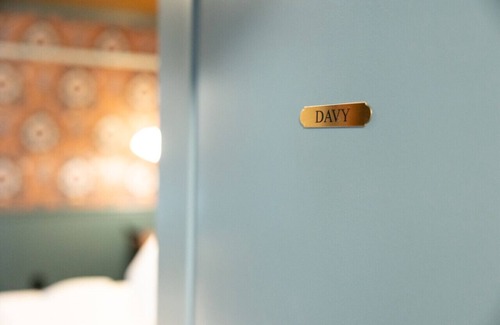 Old City Hotel | The Gas Lamp Hotel - Davy Suite