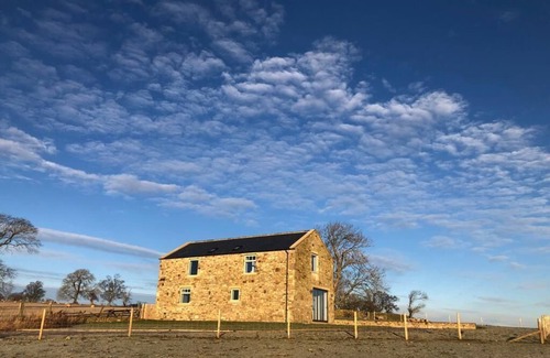 Barnard Castle Cottage | The Old Hay Barn - Rural Cottage Surrounded by Ancient Meadowland