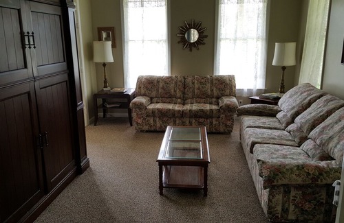 Elysburg House | The Gentleman's Farmhouse