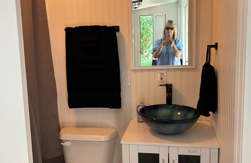 Peace Valley Apartment | The GiGi is a tiny exquisite house nestled on the river