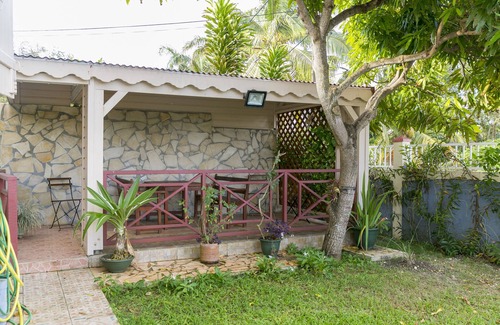 L'Autre-Bord Apartment | The GITE AYONBETY, apartment for seasonal rental 3 minutes from the beach.