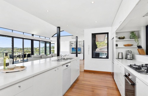 Whale Beach House | The Glass House by TCC