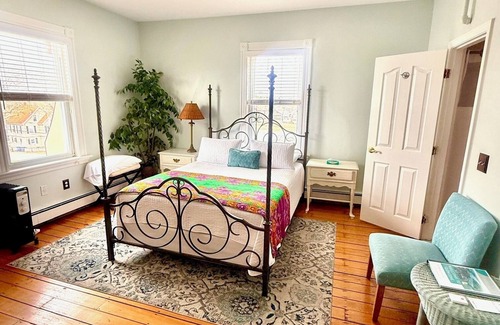 Onset Hotel | The Glen Cove Hotel & Restaurant