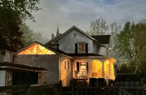 Kaneville House | The Goat Farm