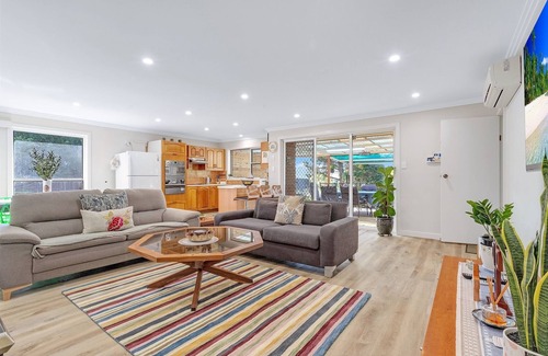 Basin View House | The Goddess of Wine Retreat with 3pm Checkout