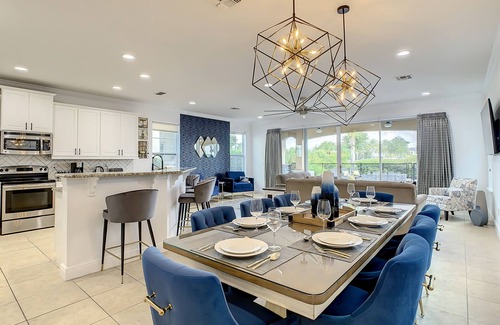 Reunion Villa | The Golden Bear Villa | Private Pool & Theater