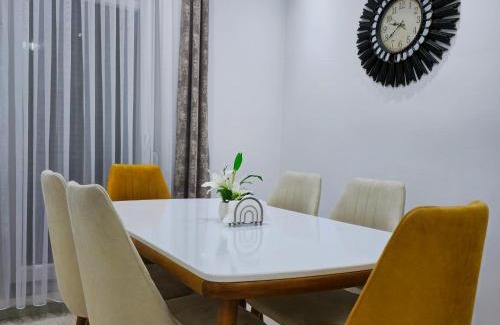 Çagllavicë Apartment | The Golden Oasis