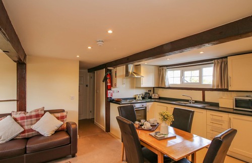 Nantwich Cottage | THE GRAIN STORE, pet friendly, with a garden in Wrenbury