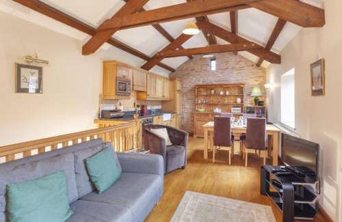 Luxborough House | The Granary