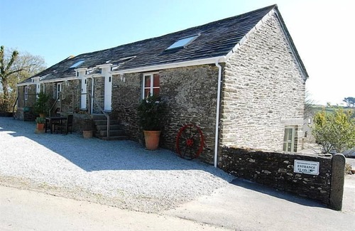 Pelynt House | The Granary Suite: A spacious Double/Twin suite