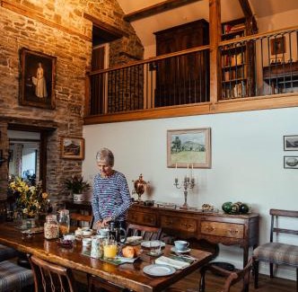Kington Bed & Breakfast | The Granary Wales