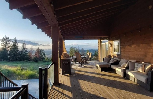 Colbert House | The Grand Getaway at Green Bluff