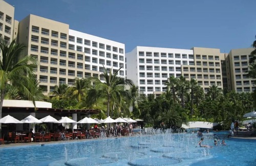 Nuevo Vallarta Condo | The Grand Mayan 2 Bed 2 Bath Master Suite with Kitchen/Living Room, Sleeps 8