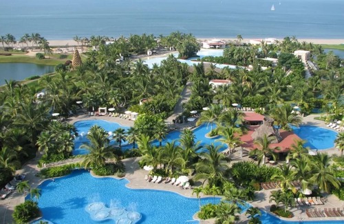 Nuevo Vallarta Condo | The Grand Mayan 2 Bed 2 Bath Master Suite with Kitchen/Living Room, Sleeps 8