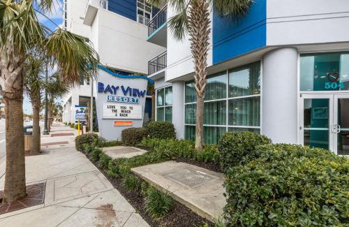 Downtown Myrtle Beach House | The Grand Myrtle BAY VIEW 1503 Full New Remodel