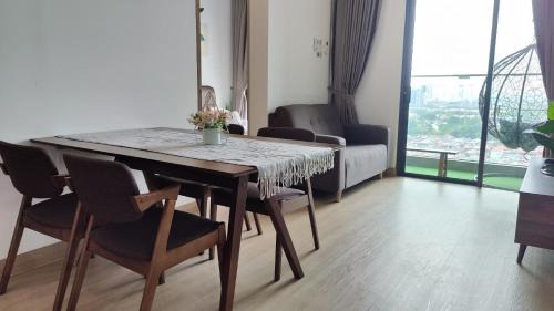 Subang Jaya Apartment | The Grand SS15 Sunway 4Pax 2BRs City View - Free WiFi, Infinity Pool & Gym