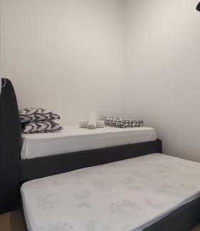 Subang Jaya Apartment | The Grand SS15 Sunway 4Pax 2BRs City View - Free WiFi, Infinity Pool & Gym