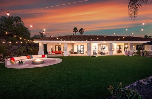 Temecula Apartment | The Grape Escape: Panoramic Views In Wine Country