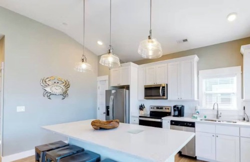 Corolla Light Condo | The Great Crabsby: A modern gem in Corolla's heart