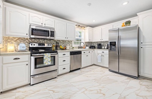 Downtown House | The Green Door Hideaway