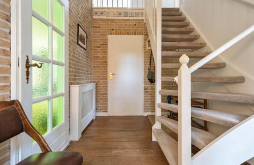 Zandvoort Villa | The Green Oasis charming family villa with garden