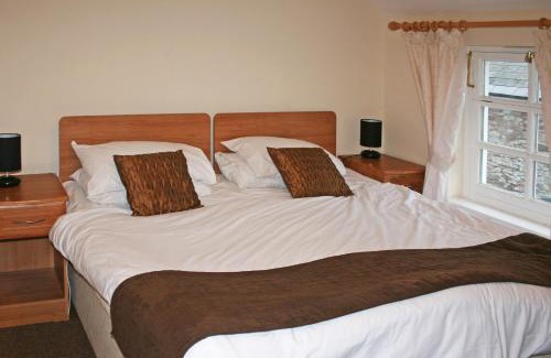 Brecon Bed & Breakfast | The Gremlin Lodge