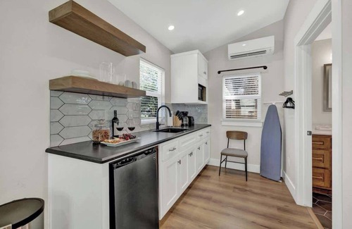 Fredericksburg House | The Grove Combo