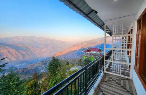 Kumharsain House | The Halt Narkanda - Rooms and Rooftop Cafe