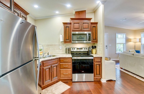 Palm Coast House | ‘The Hammock Cottage’ w/Fire Pit < 1 Mi to Beach!