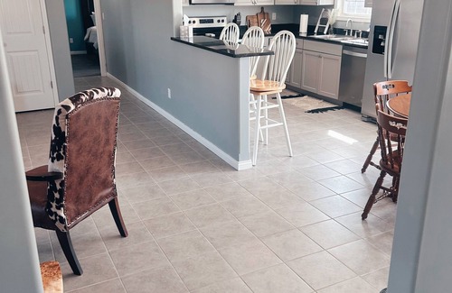Hanover House | The Hanover Hideaway! Minutes from Hanover College, 5 Miles to Downtown Madison!
