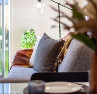 Upper Riccarton Apartment | The happy hideaway 2 bed 2 bath