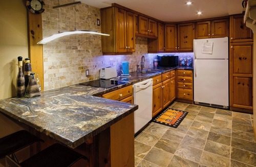 Grand Bend Cottage | The Harbourview Cottage- Spend Some Time In Grand Bend!
