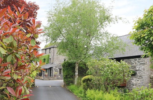 Lindale Cottage | THE HAYLOFT, character holiday cottage, with a garden in Lindale
