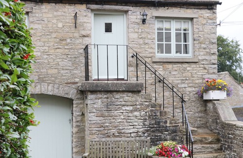 Hawes Cottage | THE HAYLOFT, pet friendly, luxury holiday cottage in Hawes