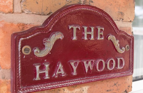 Beeston Apartment | The Haywood at Linden - Spacious 2 Bd Rm w Parking