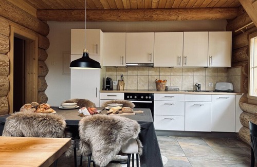 Gsteig Apartment | The Heiti lodge N - Log House Apartment