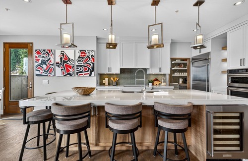 Big White Ski Resort Ski Chalet | The Hemlock | Slope-Side, Hot Tub & Views