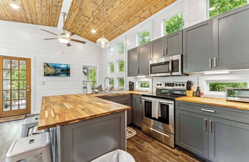 Menlo House | The Hemlock Hideaway tiny home!