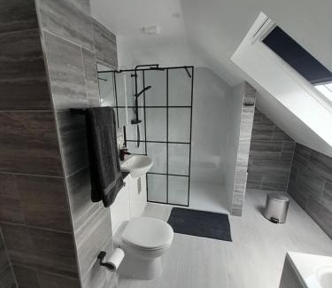 Salisbury House | The Henge House