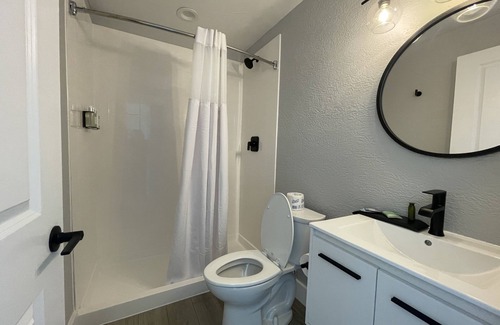 Petersburg Hotel | The Hermitage Inn and Taphouse