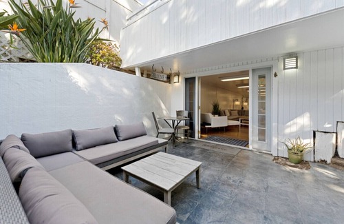 Summerland Apartment | The Hidden Hideaway - Spacious Studio Summerland