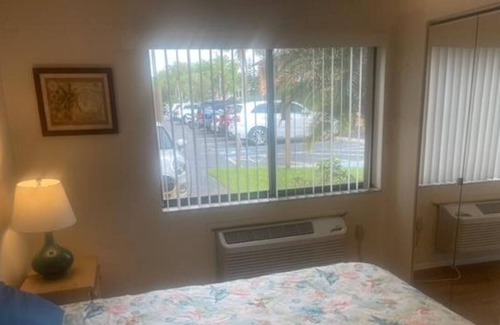 Lutz Condo | The Hideaway B-9