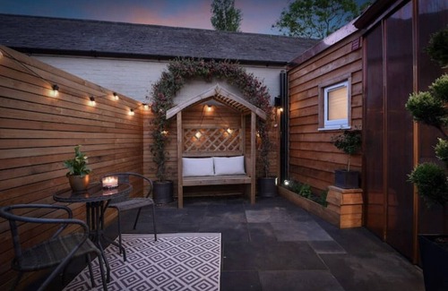 Melton Mowbray House | The Hideaway