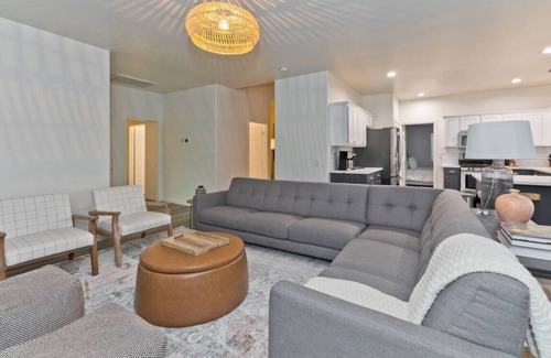 Indio House | The Hideaway | Large Pool + Billiards Table