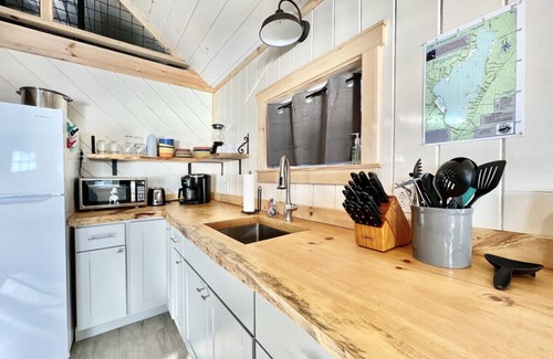 Burnham Cabin | The Hideout - Just Steps to the Beach!